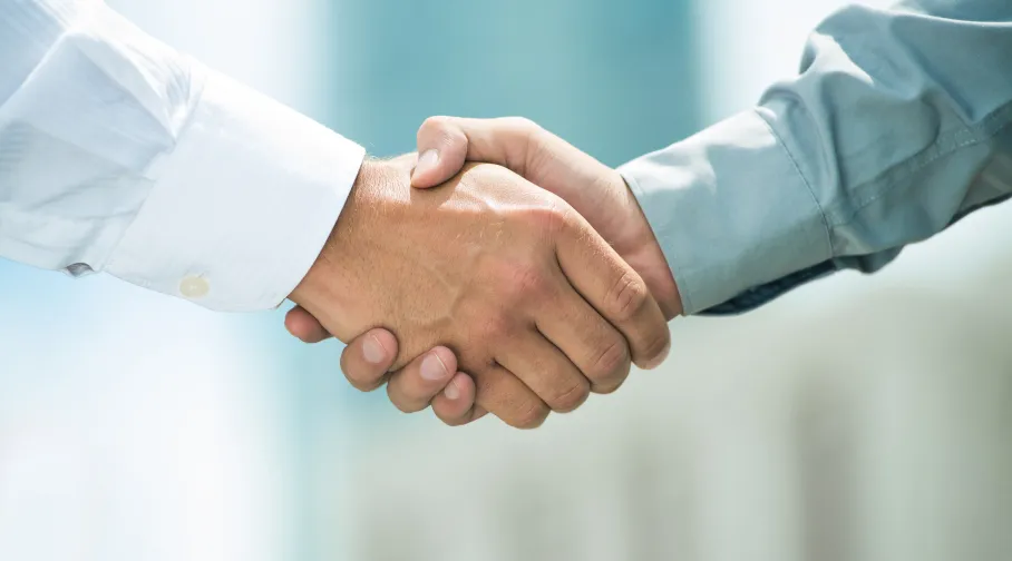 有限会社高取興業 愛知県海部郡大治町 鋼材輸送をメインに営む一般貨物自動車運送事業会社 